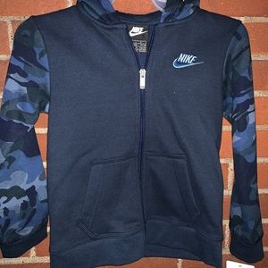 Boys Nike Zip Up Hoodie